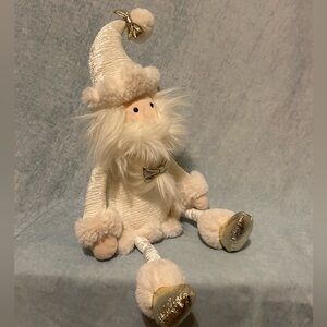 Plush Santa Figurine with Gold Accents
LARGE SNOWFLAKE SANTA